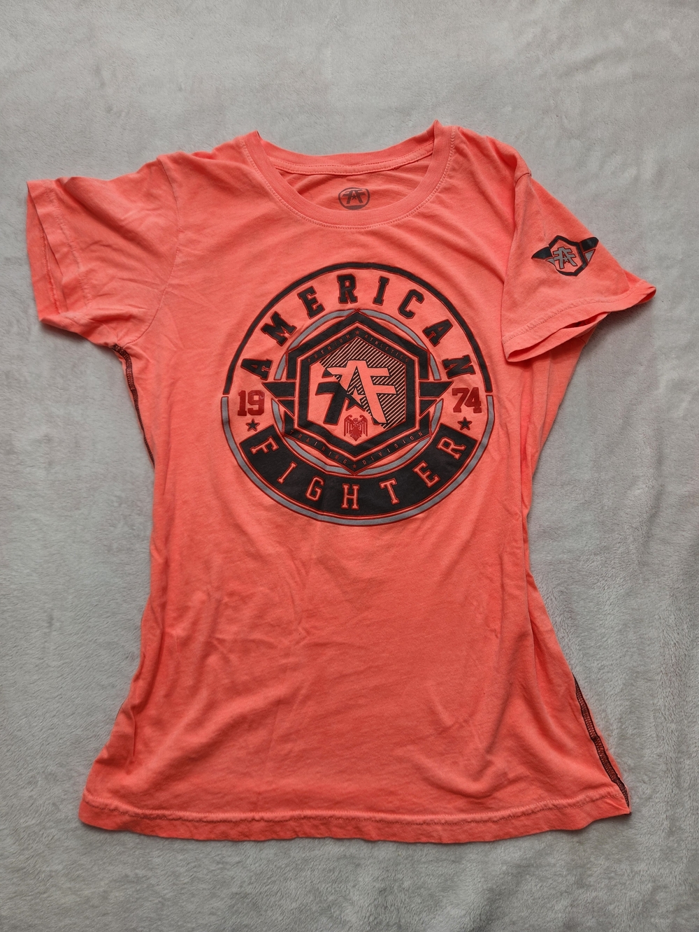 American Fighter Women's T-Shirt Medium M Buckle Exclusive Color Coral